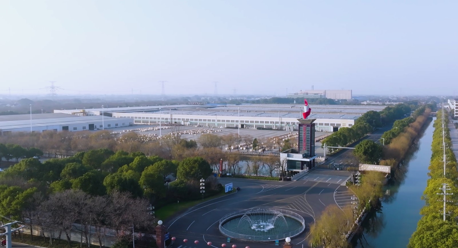 双喜临门！通鼎集团上榜2025苏州民营企业100强、2025苏州民营企业研发投入100家名单！